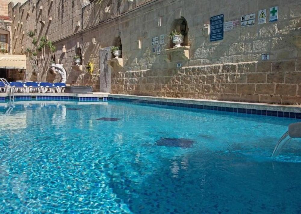 White Dolphin Complex Aparthotel Qawra Εξωτερικό φωτογραφία