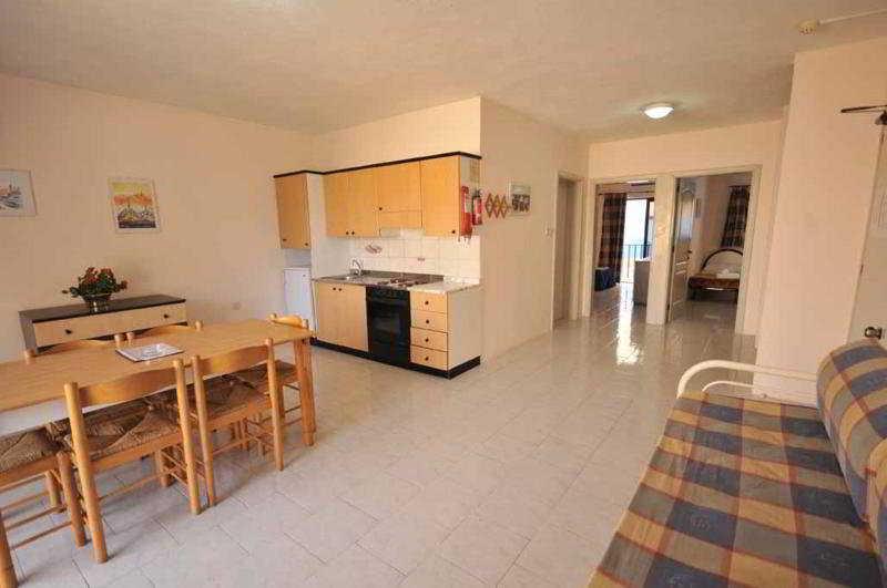 White Dolphin Complex Aparthotel Qawra Εξωτερικό φωτογραφία