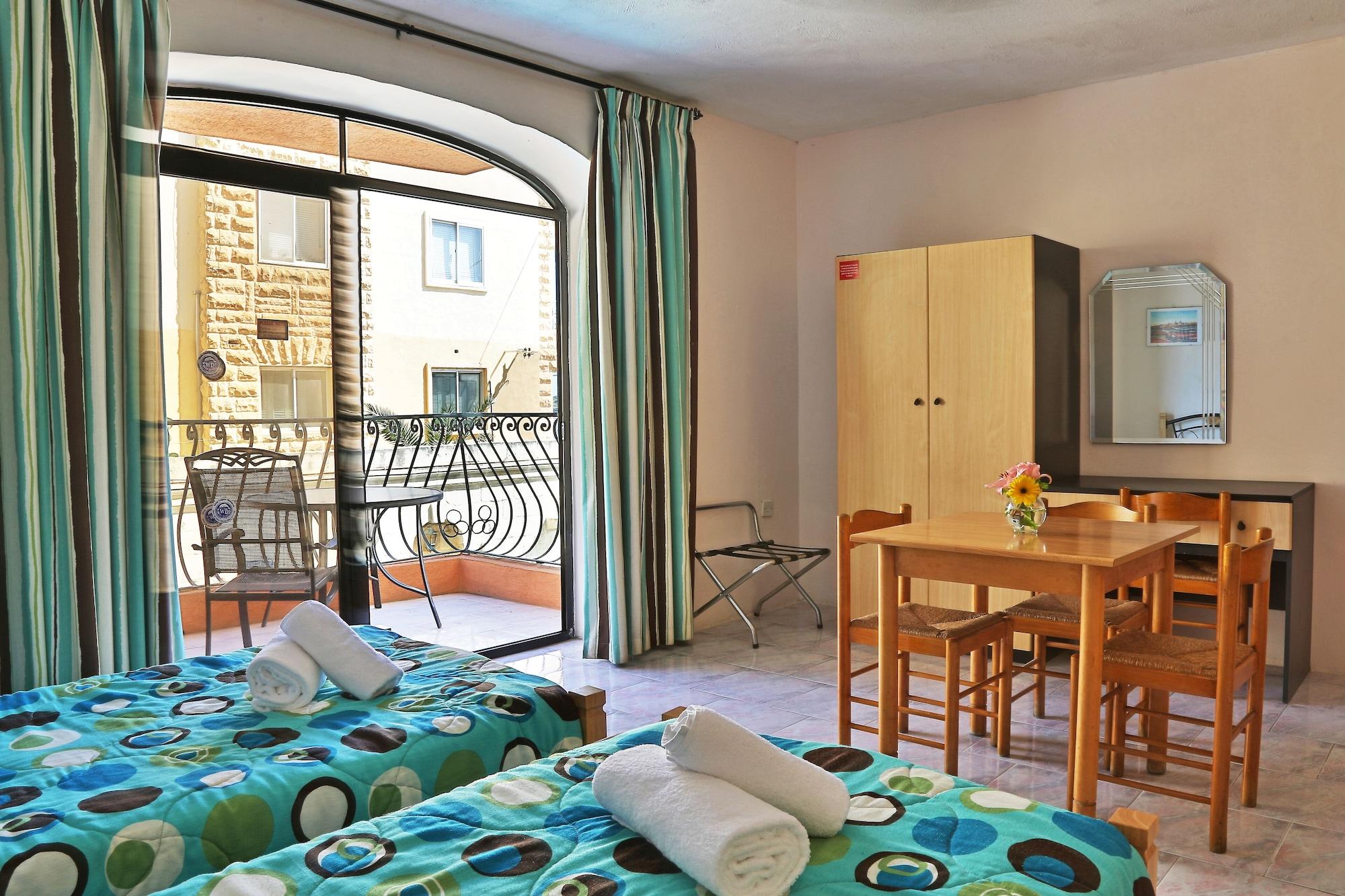 White Dolphin Complex Aparthotel Qawra Εξωτερικό φωτογραφία