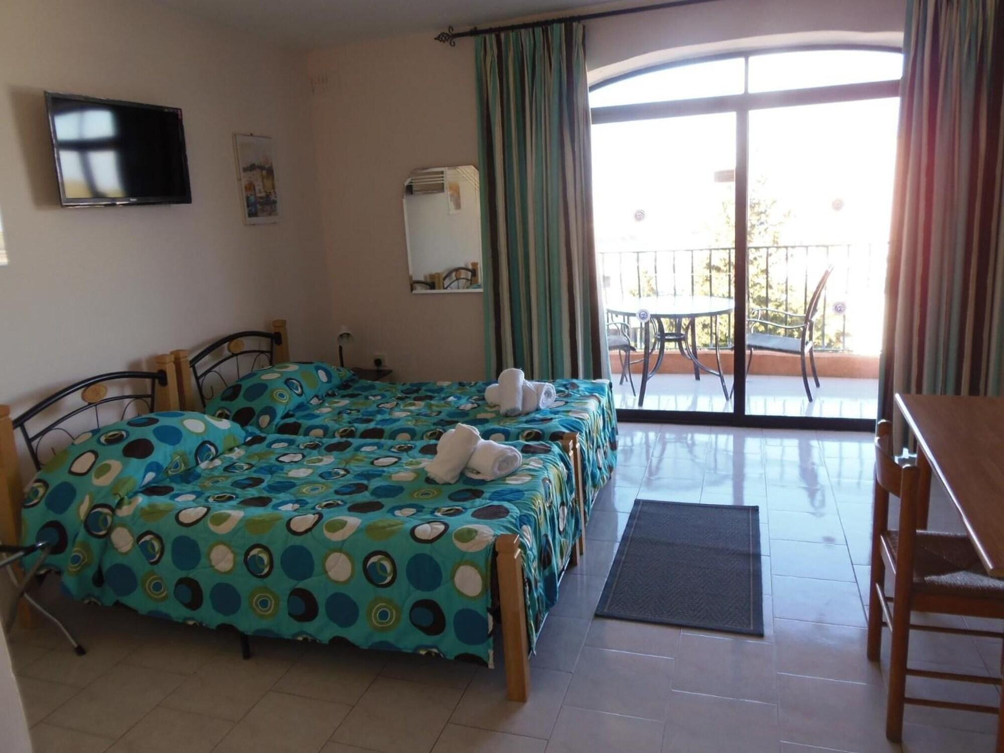 White Dolphin Complex Aparthotel Qawra Εξωτερικό φωτογραφία