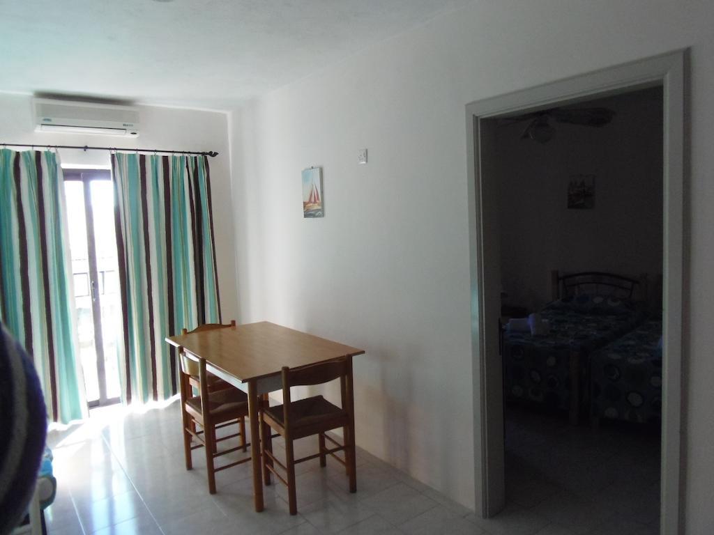 White Dolphin Complex Aparthotel Qawra Εξωτερικό φωτογραφία