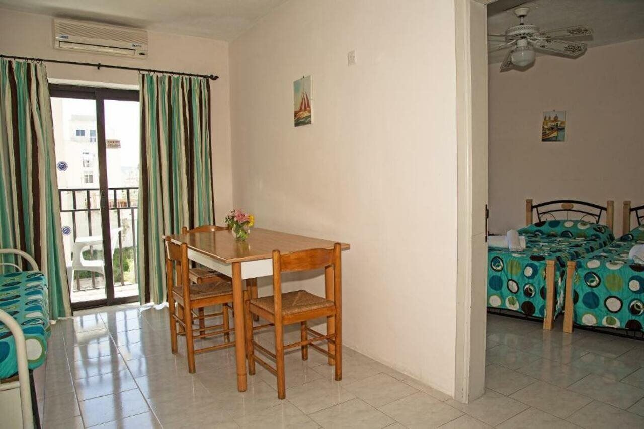 White Dolphin Complex Aparthotel Qawra Εξωτερικό φωτογραφία